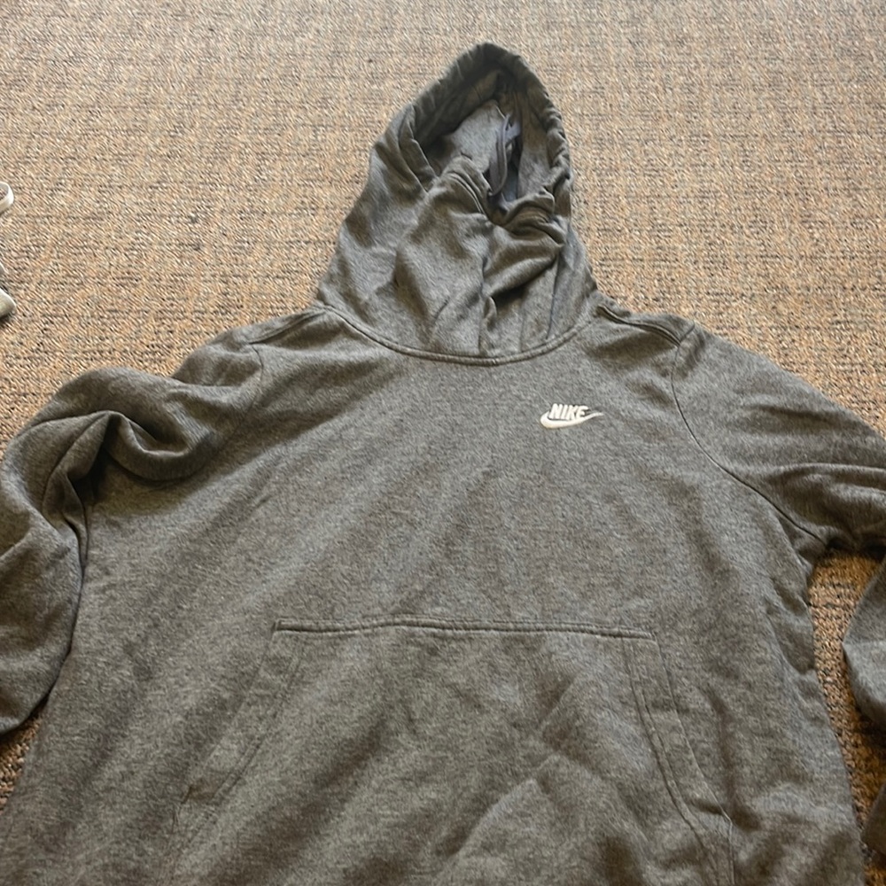 Nike sweat shirt